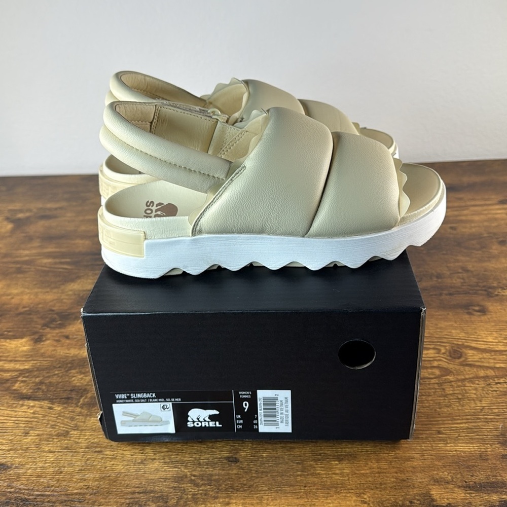 Sorel Women's Sandals in Cream and White